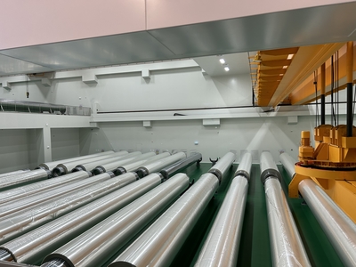 薄膜仅厚2微米，悄悄走进千万家——电子专用材料的创新研发与高质量发展之路