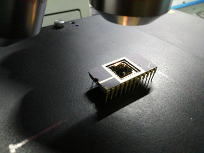 南大教授突破极限 新型结构电子元件耐340℃高温，助力电子专用材料研发